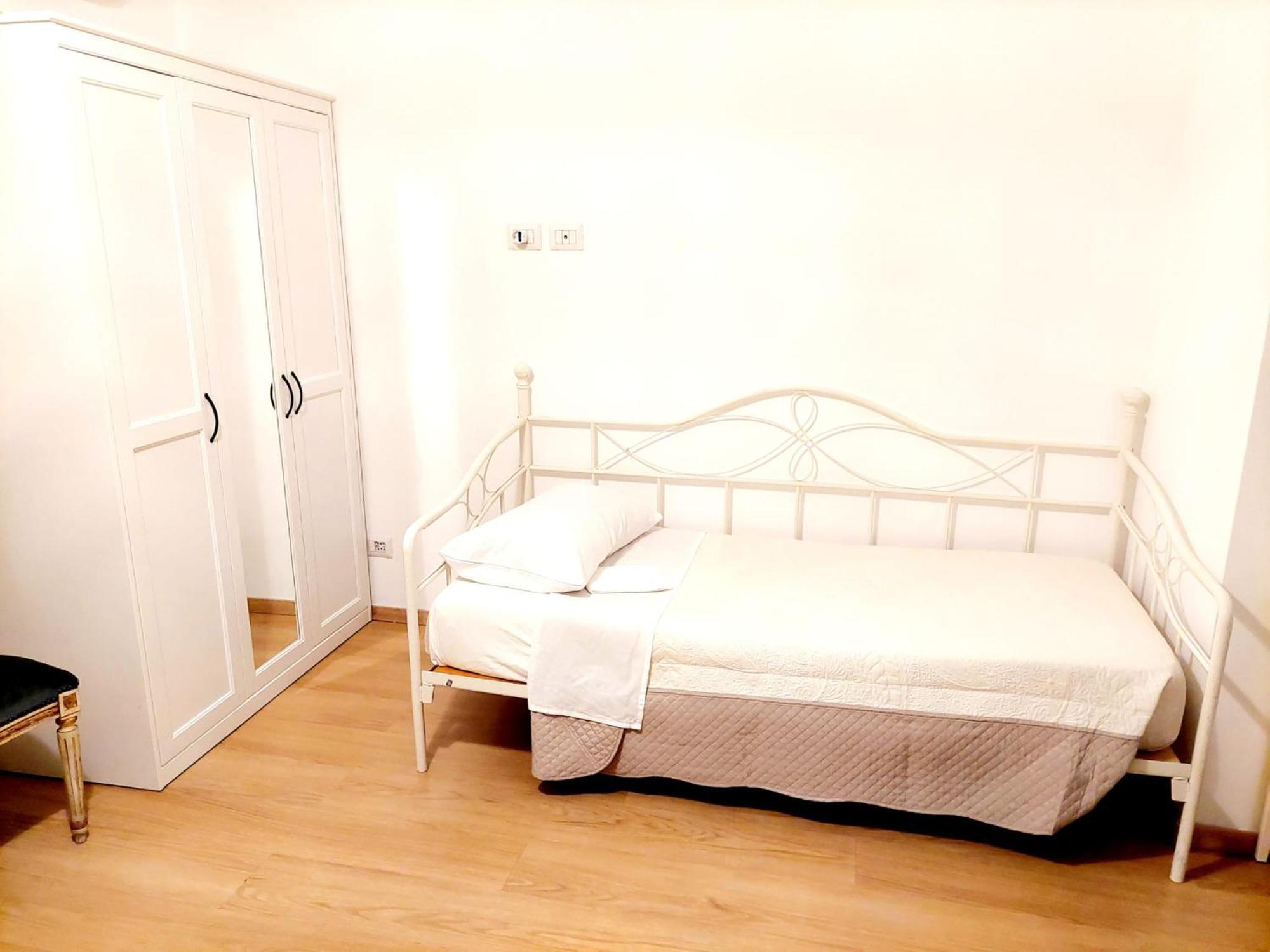 Vanity - 4 Bedrooms With 4 Bathrooms - Ac & Wifi * Rom