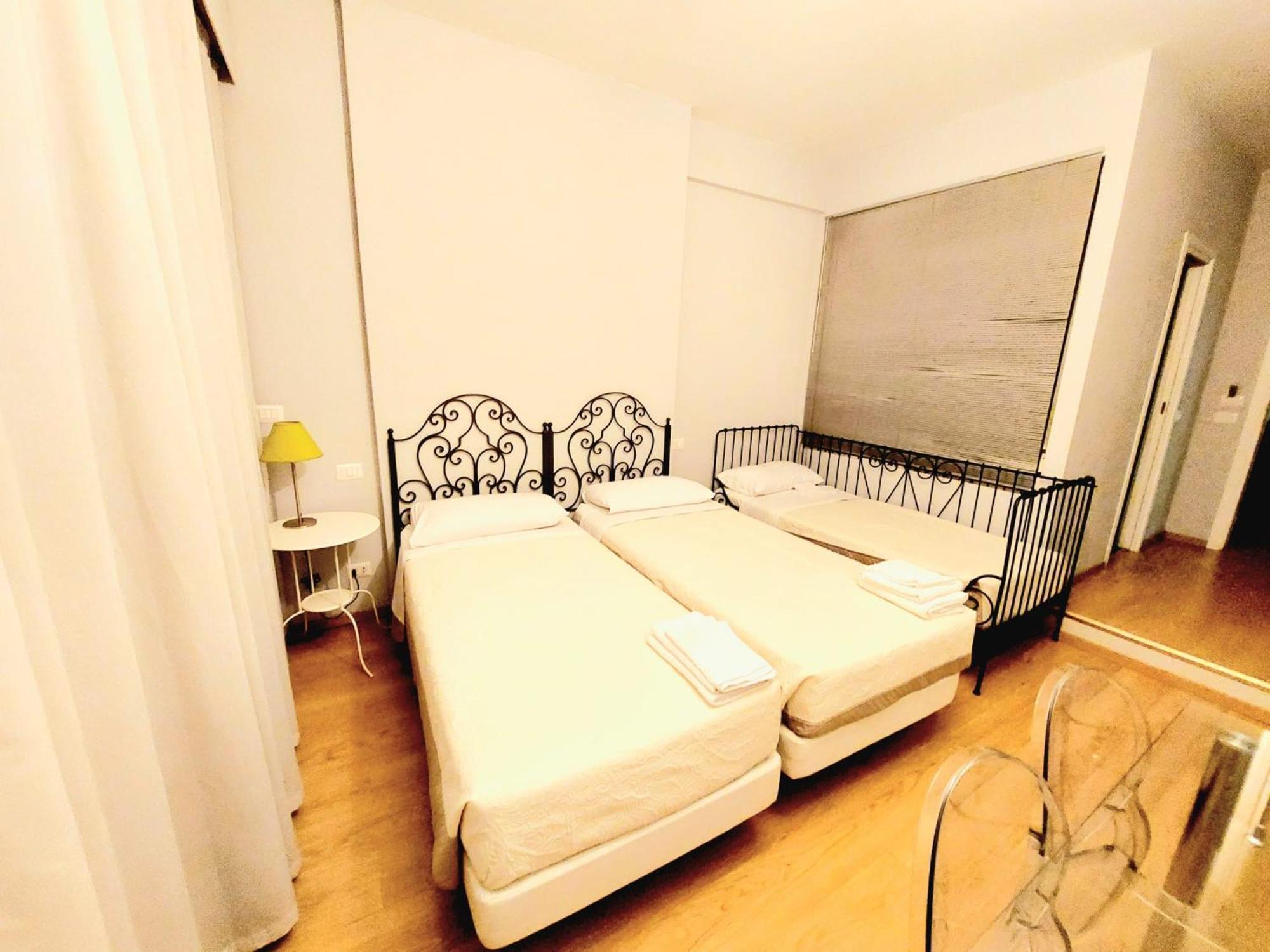 Vanity - 4 Bedrooms With 4 Bathrooms - Ac & Wifi * Rom