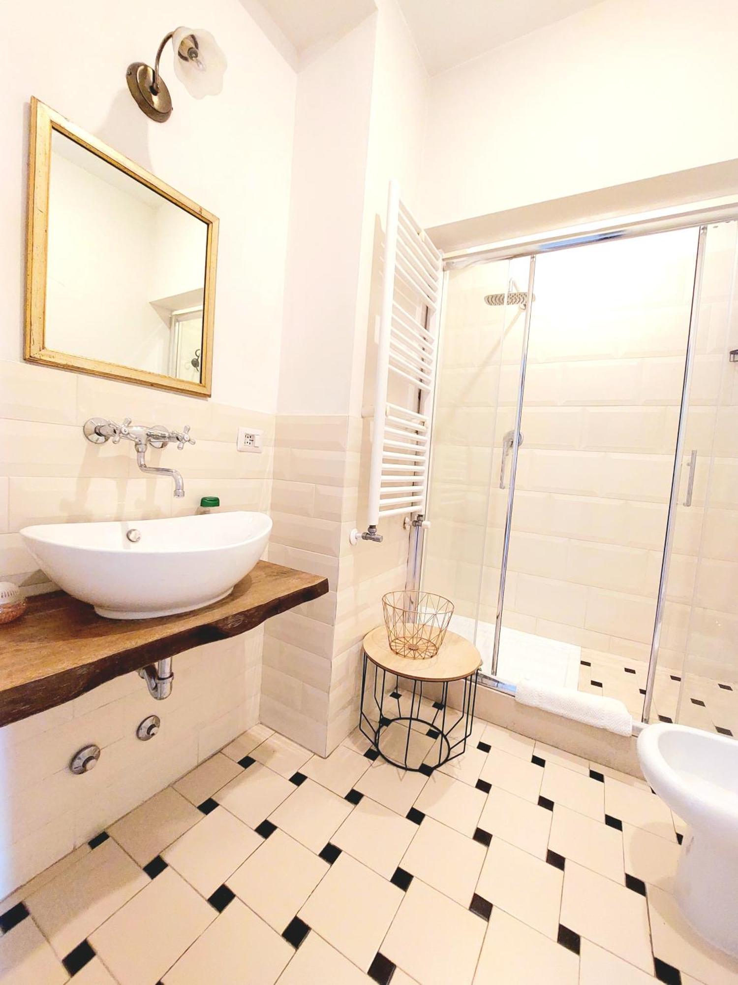 Apartment Vanity - 4 Bedrooms With 4 Bathrooms - Ac & Wifi Rom